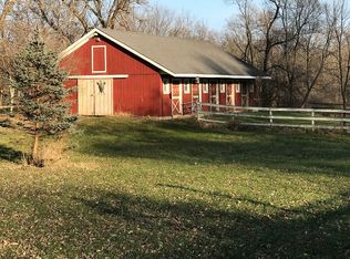 22095 N Harbor Rd, Barrington, IL 60010