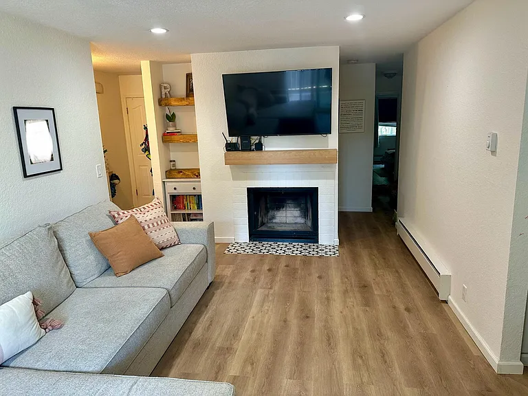 850 Apricot Ave #A — Photo 3