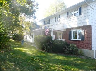 1 Frost Ln, Hartsdale, NY 10530