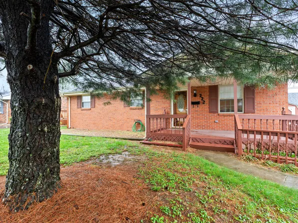 222 Gardner Ln, Mount Sterling, KY 40353