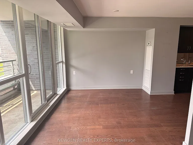 320 Richmond St E #312 — Photo 7
