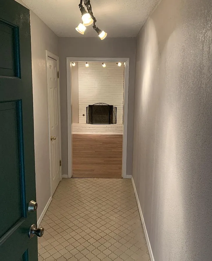 4 bed, 2122 sqft, $2,500 — Photo 4