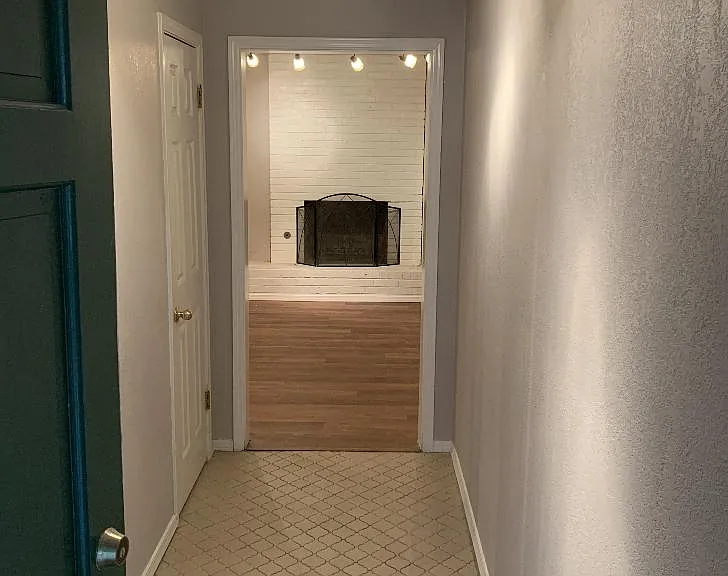 2531 Linden Ave — Photo 4