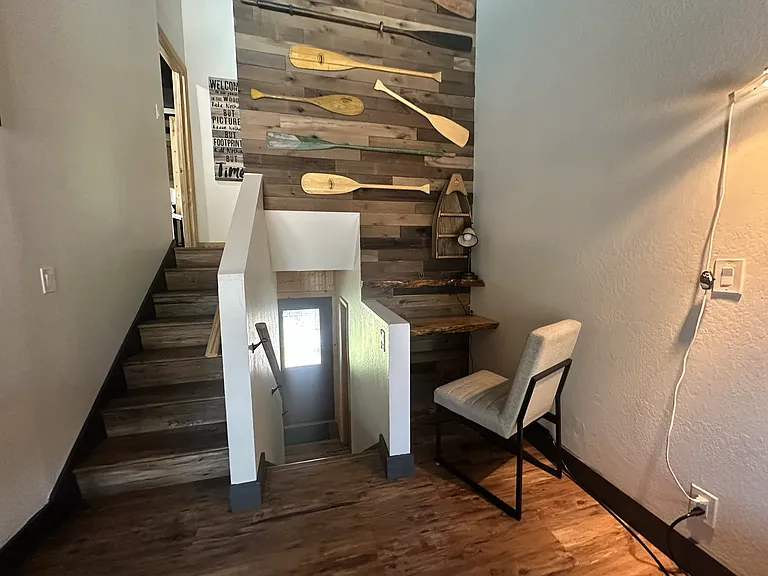 3115 N Lake Blvd #18 — Photo 8