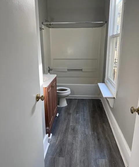 325 Lema Pl — Photo 3