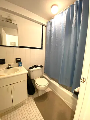 Rented by R New York | media 15