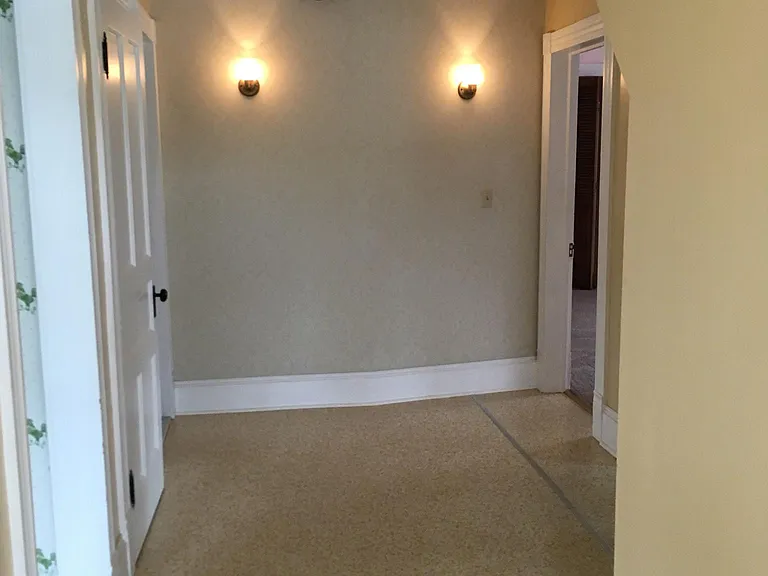 Brick Ave — Photo 8
