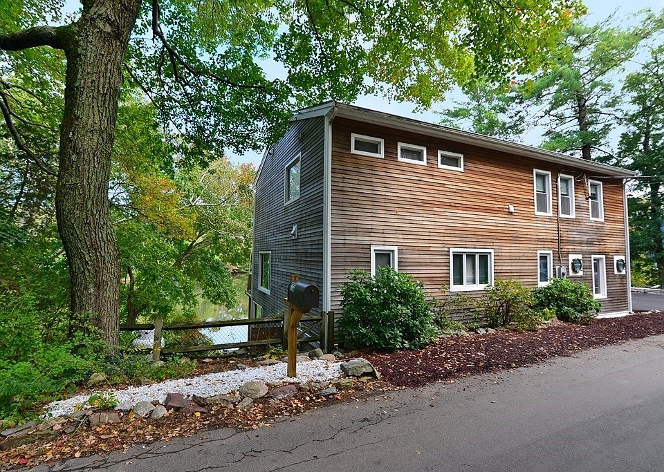 130 Oakridge Ave, North Attleboro, MA 02760 Zillow