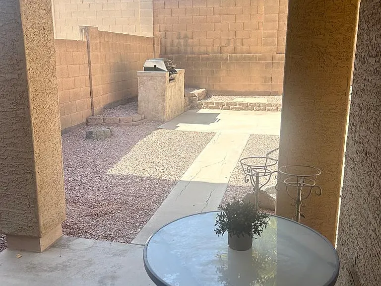 1722 W Amberwood Dr — Photo 12