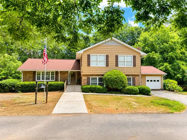 1120 Brittian Estates Dr, Watkinsville, GA 30677
