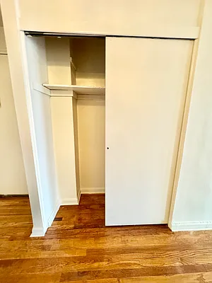 Rented by EastMount Realty LLC | media 16