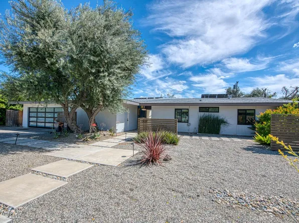 1527 W San Ramon Ave, Fresno, CA 93711