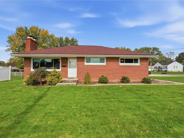 1925 Highland Rd, Hermitage, PA 16148