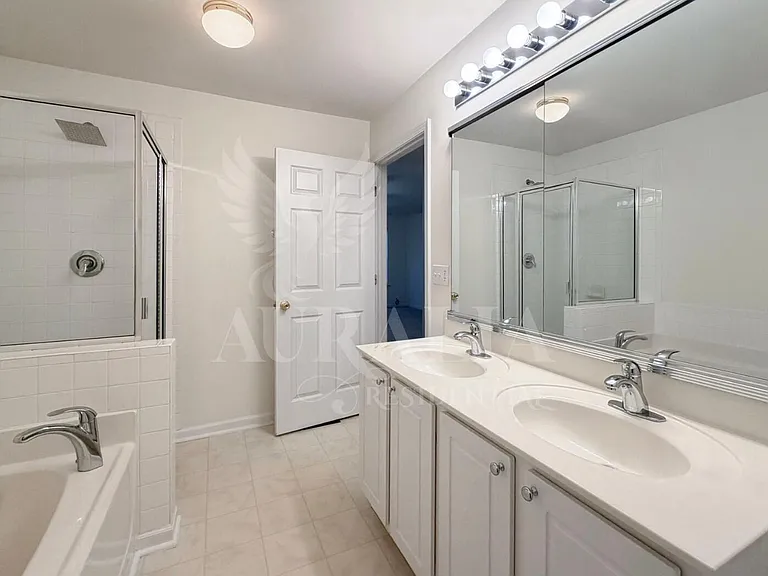 3021 Barrymore St #111 — Photo 24