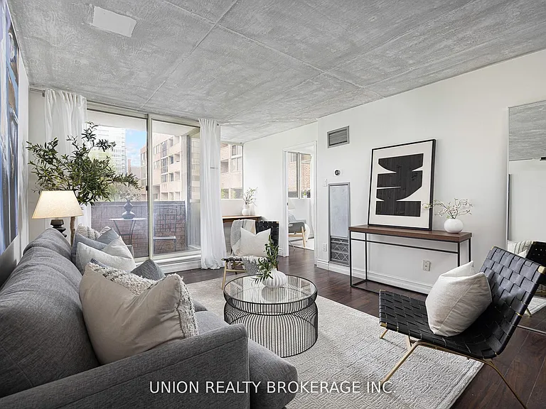 60 Homewood Ave #208 — Photo 10