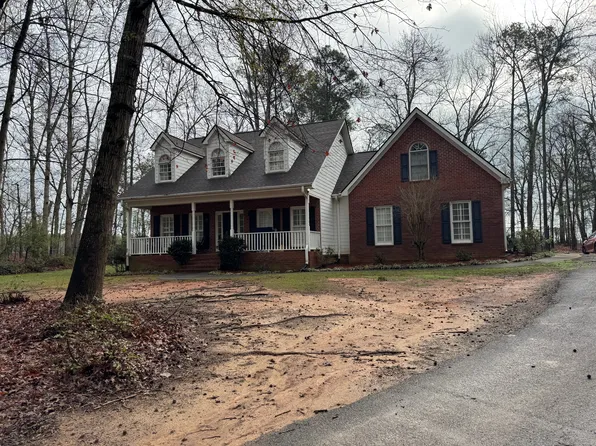 1261 Moores Ford Rd, Bogart, GA 30622