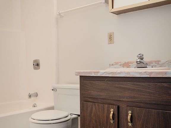 4th image of 11616 W Greenfield Ave #0