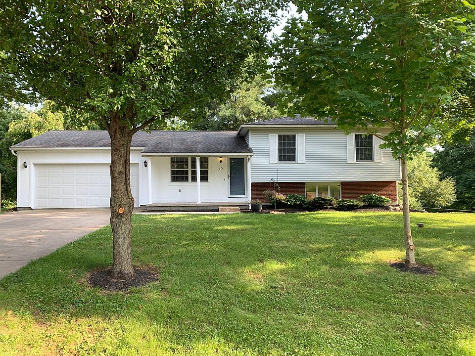 1st image of 19 Kenwick Cir