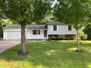 19 Kenwick Cir, Granville, OH 43023
