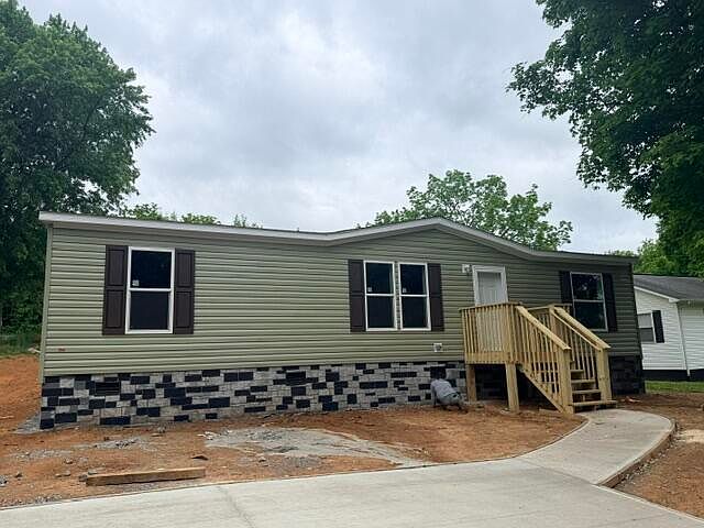 1st image of 134 Double Cave Rd