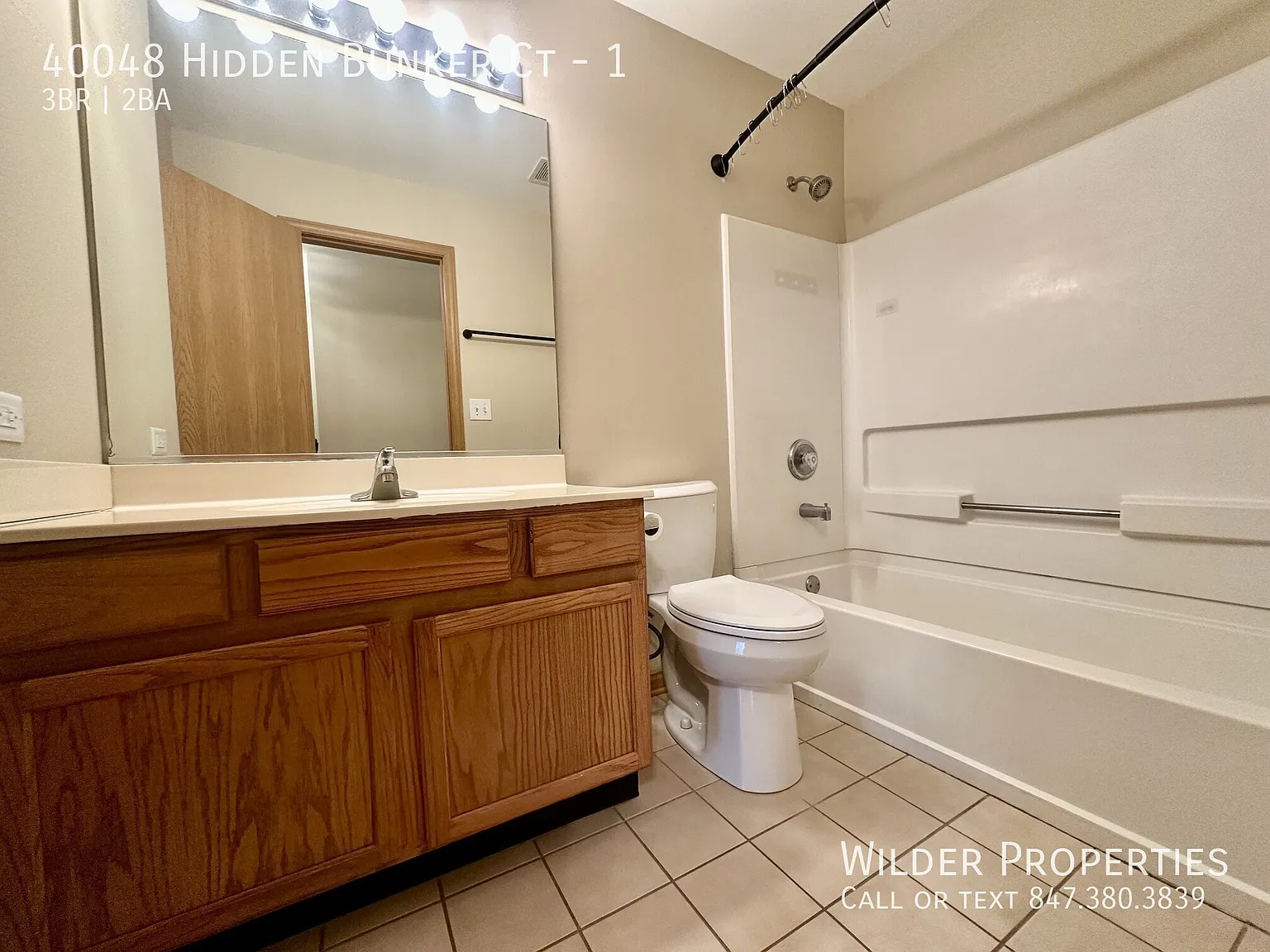 3 bed, 1.5 bath, 1200 sqft, $2,200 — Photo 3