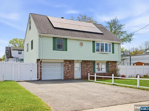 98 Moonachie Rd, Moonachie, NJ 07074