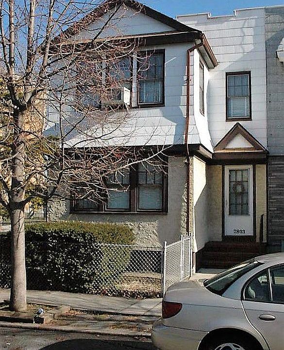 2nd image of 78-03 74th St Unit 1