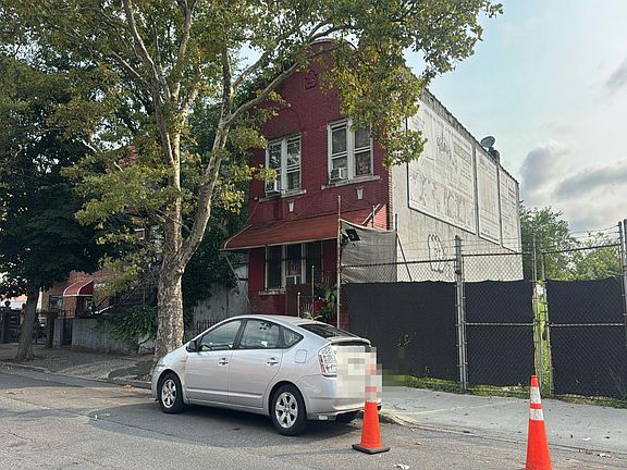 2nd image of 757 Schenck Ave
