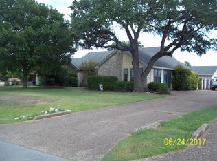 311 Towhee Dr, Buda, TX 78610