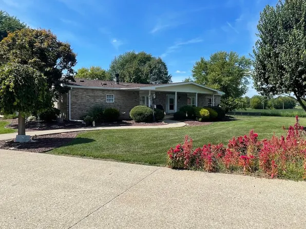 7 N Robert Dr, Bicknell, IN 47512