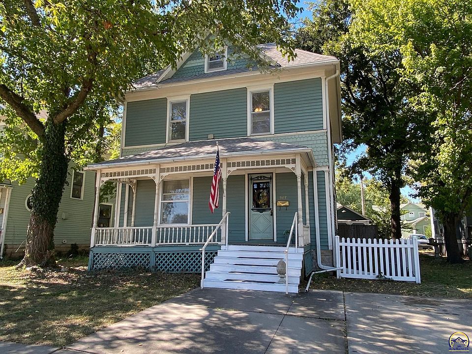 907 Merchant St, Emporia, KS 66801 Zillow