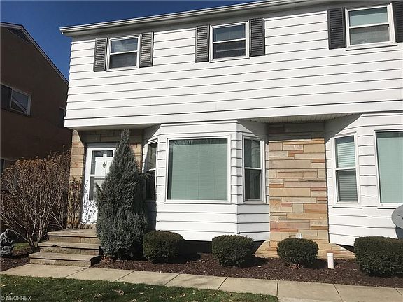 2nd image of 27631 Lake Shore Blvd #G9