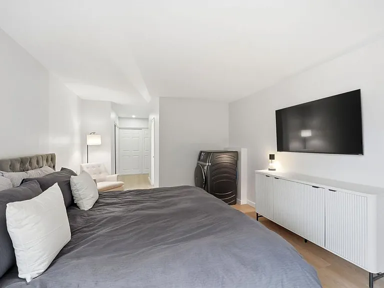 1625 Larimer St #1001 — Photo 43