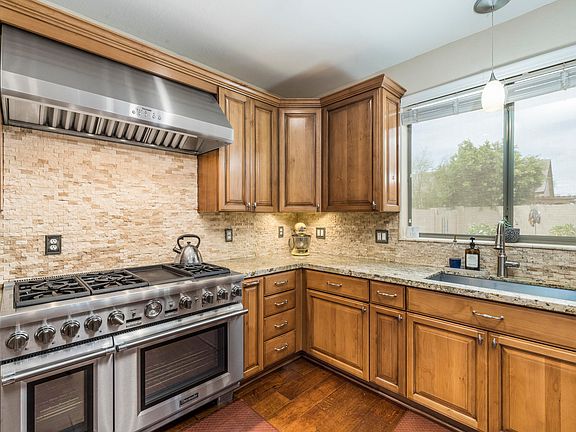 5th image of 17956 W Desert Ln