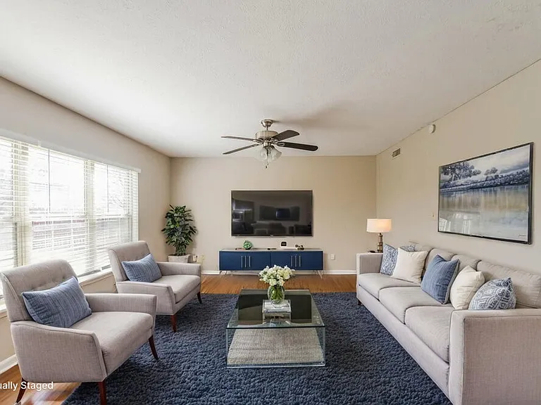 5805 Tanager Ln — Photo 5