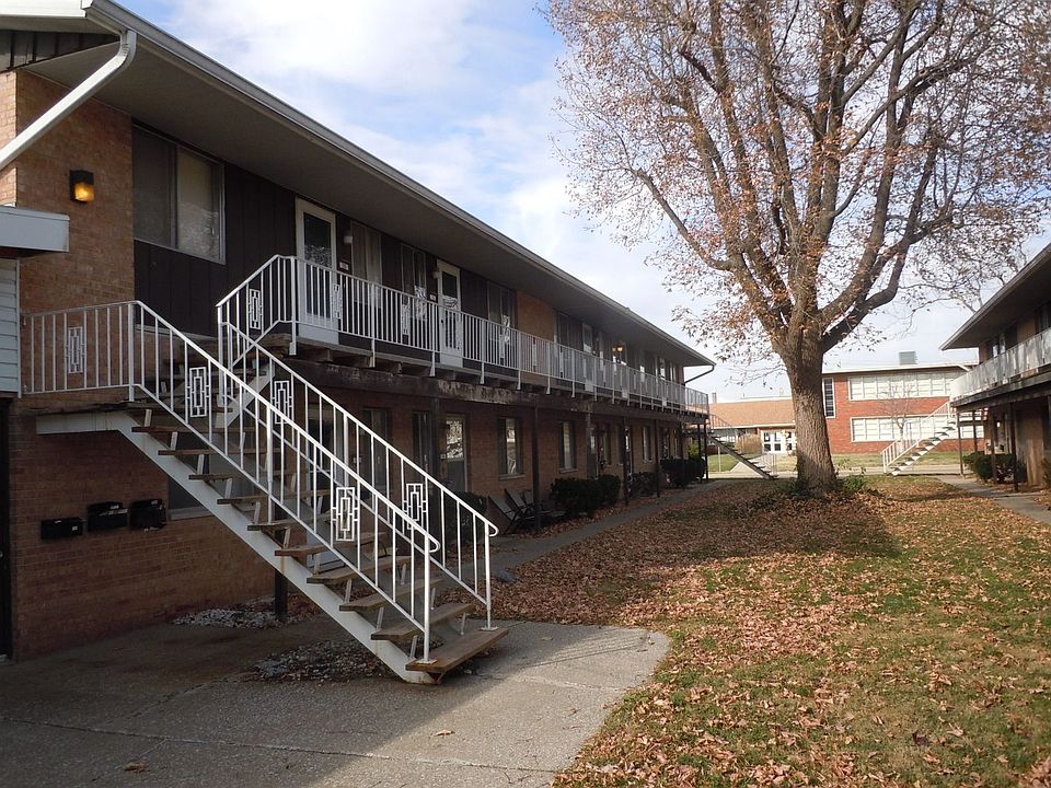 2nd image of 214 E Church St APT 18