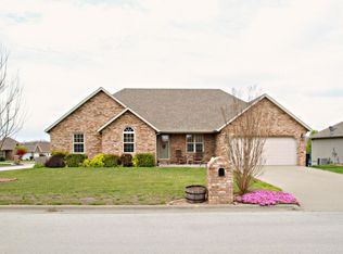 900 Lewis St, Marshfield, MO 65706