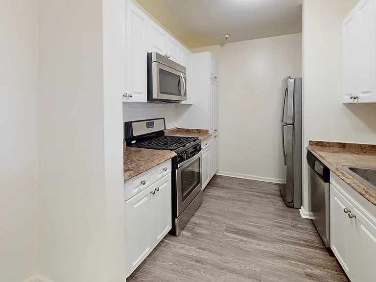 14 North — Photo 32