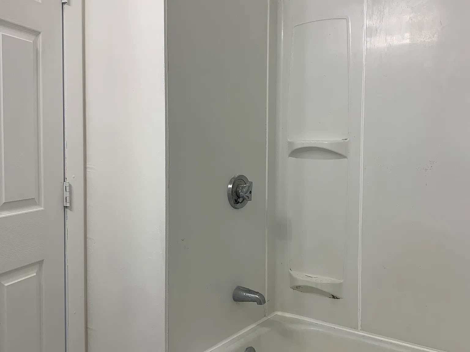 2 bed, 850 sqft, $1,950 — Photo 4