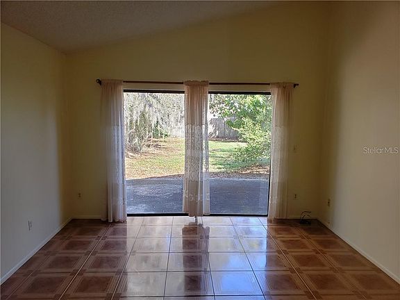 4th image of 1449 Woodfield Oaks Dr
