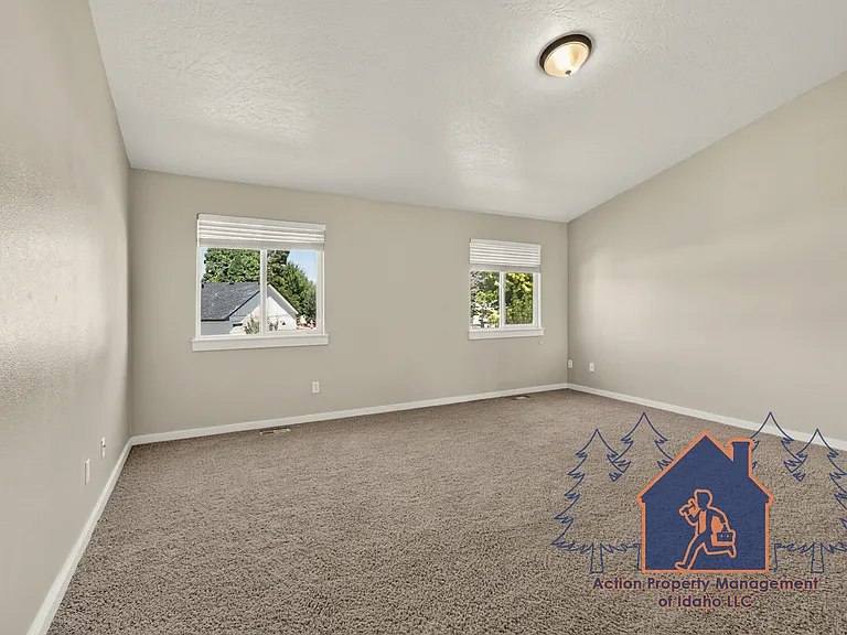 3170 N Lancer Ave — Photo 25