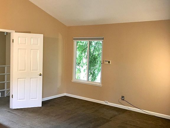 5th image of 20575 Oak Creek Ln