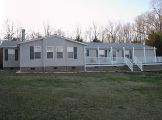 476 Dove Rd, Gray Court, SC 29645