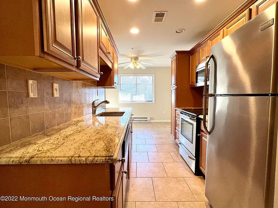 70 Overlook Way #D