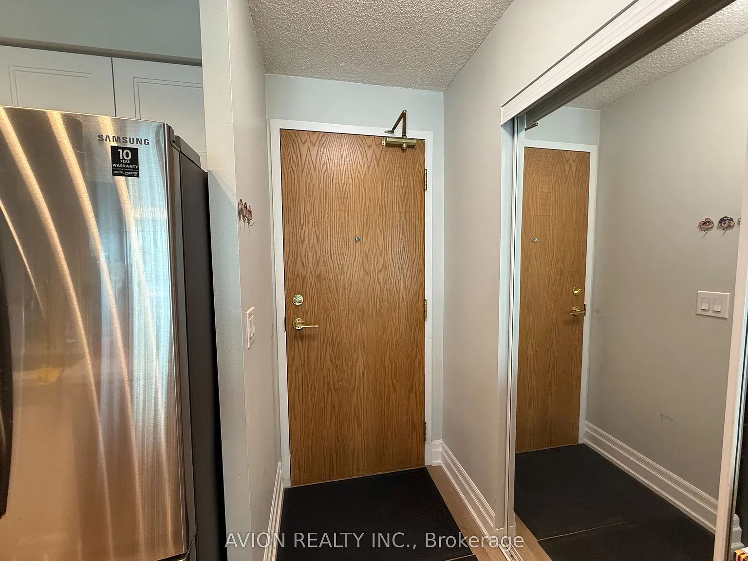 2 bed, $2,850 — Photo 2