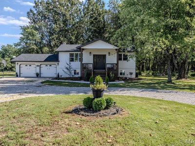 17996 Dove Rd, Lebanon, MO, 65536