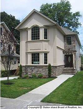 1st image of 125 Drake Ave