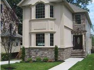 125 Drake Ave, Staten Island, NY 10314