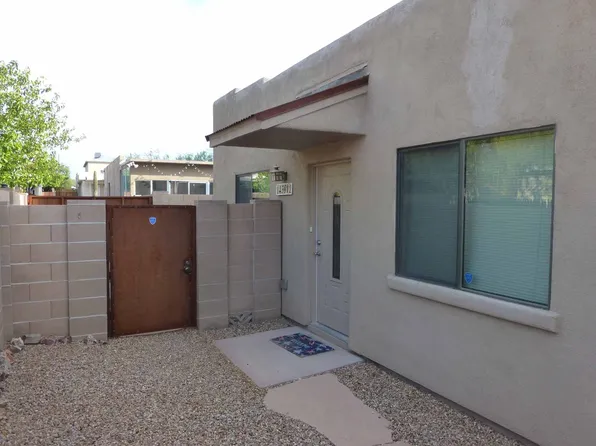 1439 E. Elm St.