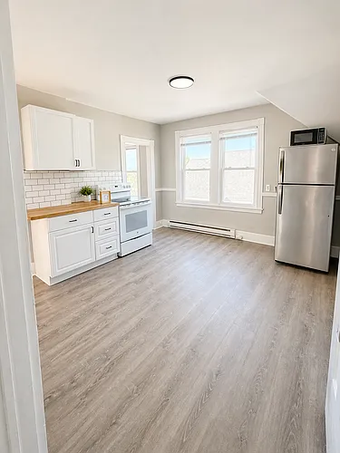 49 Belden St Photo 1